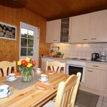 4 Personen Mit Carport In *